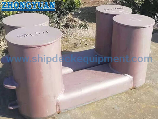 कॉम्पैक्ट बेस प्लेट के साथ वेल्डेड स्टील डबल बिट बोलार्ड